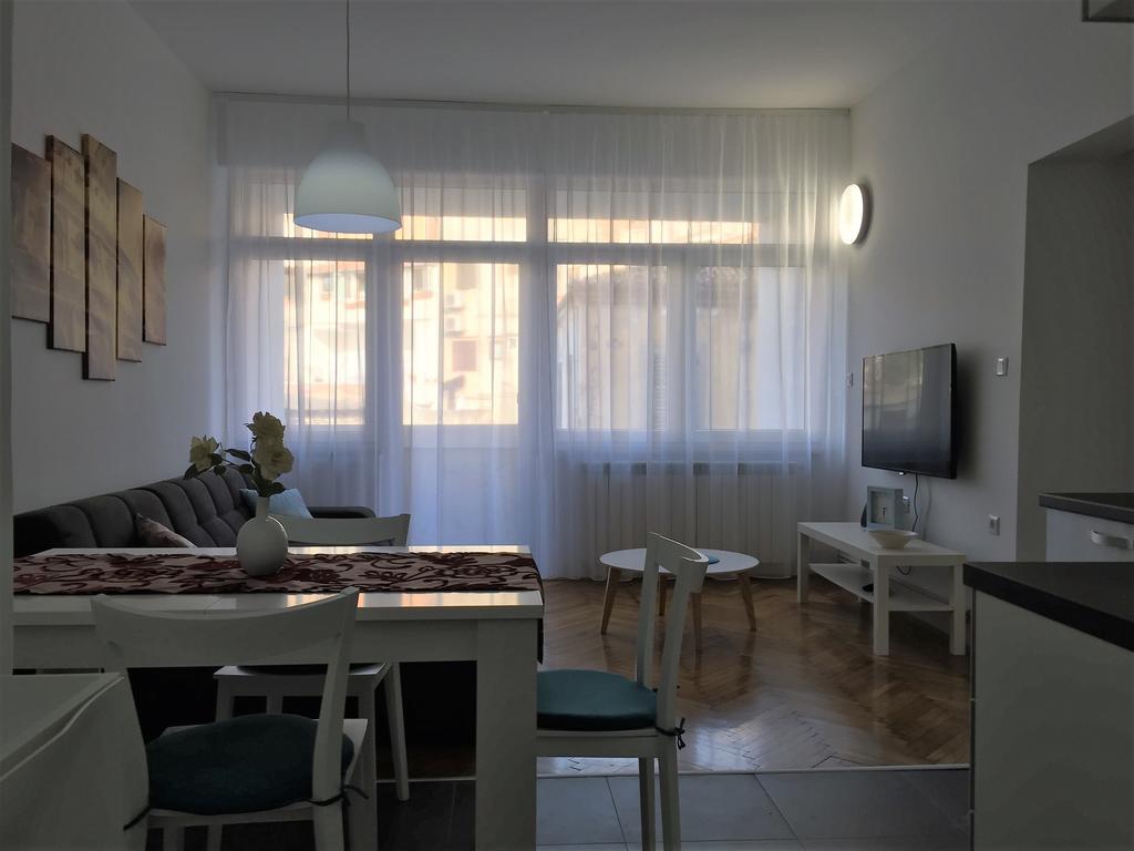 Arenacentar Apartments Pula Exterior foto