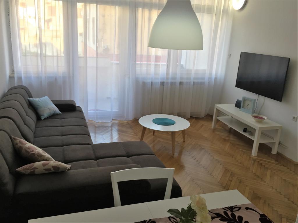 Arenacentar Apartments Pula Exterior foto
